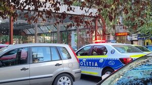 Un bărbat din București și-ar fi amenințat fosta soție că-l va ucide pe fiul lor / Femeia a alertat poliția, copilul a fost găsit nevătămat / Aceasta nu a vrut să depună plângere