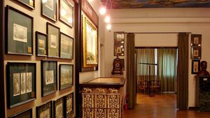 Acces gratuit, miercuri,  la Muzeul Naţional al Hărţilor şi Cărţii Vechi /  Vizitatorii pot vedea și expoziția „Istoria unei zile-Istoria unei zile pe timp de pandemie”
