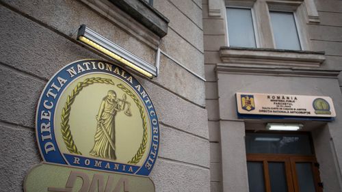 Procurorii DNA au dispus măsura controlului judiciar în cazul directorului tehnic din cadrul Administrației Bazinale de Apă Crișuri, Dorel Marcel Dume, acuzat de infracțiuni financiare