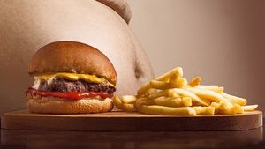 Francezii s-au îngrăşat, în medie, cu 2.5 kilograme în perioada de izolare la domiciliu