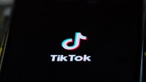 Audierea TikTok în Parlamentul European: Reprezentanții companiei susțin că a fost destructurată săptămâna trecută o rețea de 78 de conturi care țintea publicul român / 66 de mii de conturi false, închise din septembrie