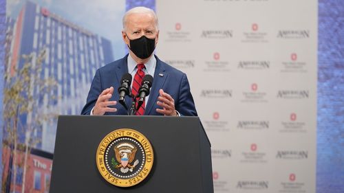 Joe Biden, către americani: „Vă rog, vă rog, vaccinaţi-vă!”