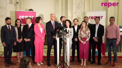 REPER, prima conferință de presă/ Ramona Strugariu: ”Suntem un partid deschis, tot ce propunem va fi într-o largă consultare”/ Dragoș Pîslaru: ”Partidul nu este sugrumat la doi oameni”/ Focus pe eradicarea abandonului școlar și analfabetismul funcțional (VIDEO)
