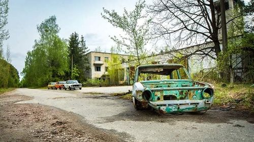 Mituri despre Cernobîl. Se împlinesc 35 de ani de la dezastrul nuclear de la Cernobîl. Deși evenimentele petrecute în Ucraina pe 26 aprilie 1986 nu mai sunt de multă vreme un secret, Cernobîlul continuă să rămână învăluit în mituri