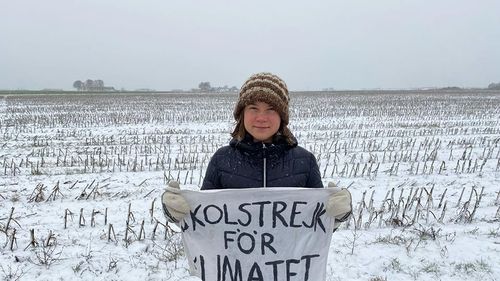UPDATE Greta Thunberg a fost reţinută de poliţia germană în timp ce protesta împotriva unei exploatări miniere / Poliția a anunțat că va fi eliberată în cursul serii