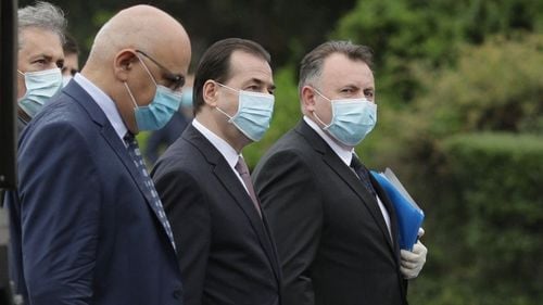 DOCUMENT Nunțile și botezurile, interzise în perioada următoare/ Când incidența depășește 3 la mie, purtarea măștii va fi obligatorie în toate spațiile deschise/ Noi reguli pentru teatre, cinematografe și restaurante, anunțate de ministrul Tătaru și Raed Arafat