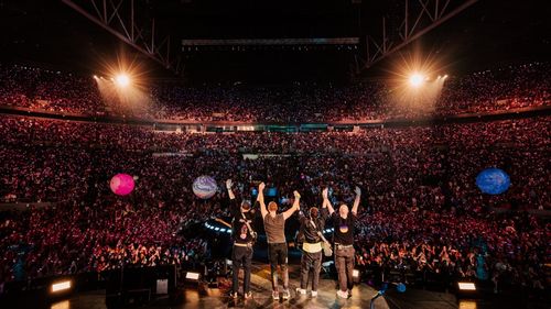 India - Anchetă deschisă privind vânzarea de bilete  la suprapreț  pentru concertele Coldplay
