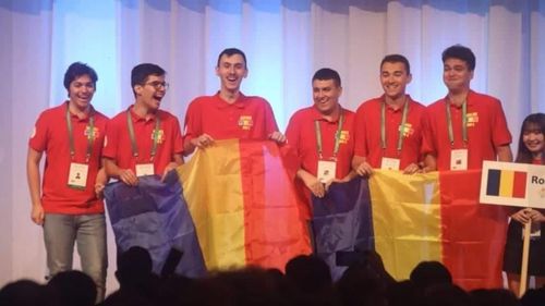 David-Andrei Anghel, cel mai bun elev-matematician din lume, locul I la Olimpiada naţională, alături de cinci colegi