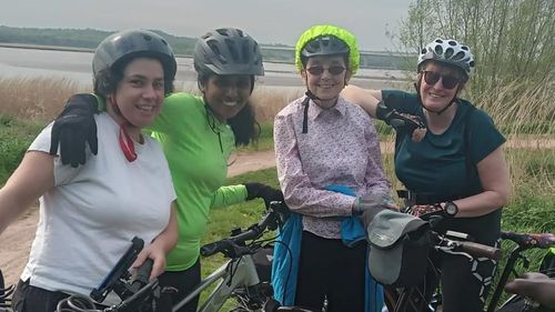 Mulți britanici revin la bicicletă ca mijloc de transport din cauza scumpirii carburanților