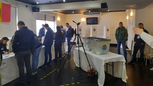 Alertă cu bombă la mai multe secții de votare din străinătate / Ministerul de Externe din Republica Moldova transmite că are situația sub control