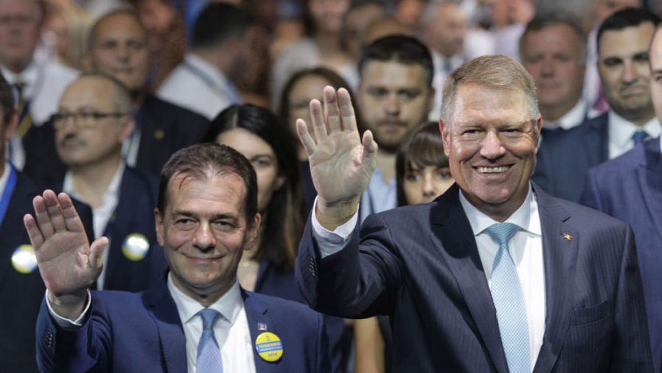 VIDEO Iohannis, în fața liberalilor: Abia aștept să treacă moțiunea și să scăpăm de PSD. Fiți pregătiți, momentul vine și vine repede și trebuie să vă apucați de o guvernare serioasă!