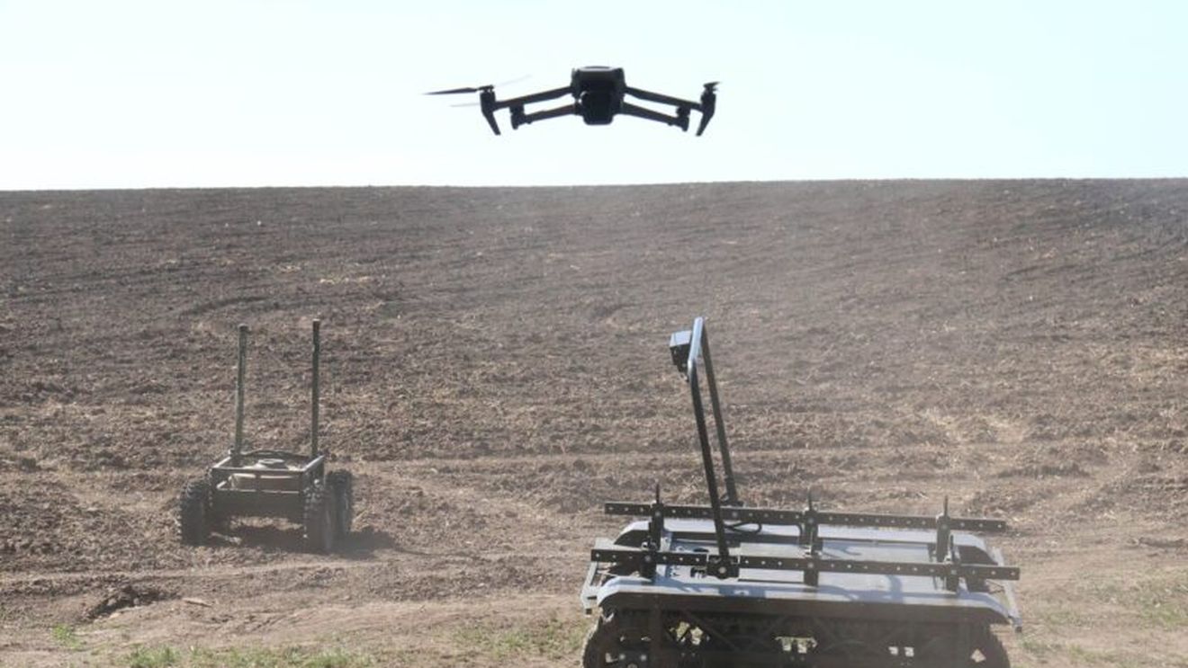Ucraina trimite roboți de luptă în locul soldaților / Kievul a comandat zeci de mii de roboți de luptă și logistici