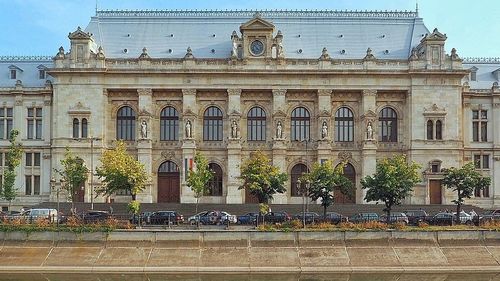 Și Curtea de Apel București a sesizat Curtea de Justiție a UE pentru neaplicarea deciziilor CCR privind prescripția / Magistrații au solicitat procedură accelerată și au suspendat procesul până la decizia CJUE