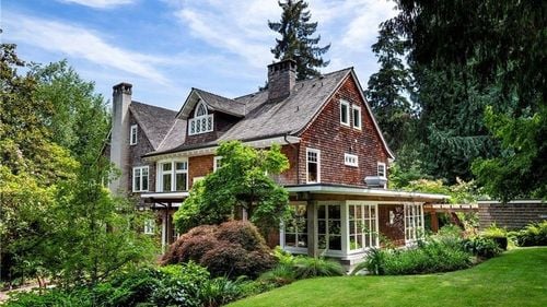 FOTO Casa în care s-a sinucis Kurt Cobain este scoasă la vânzare pentru 7,5 milioane de dolari