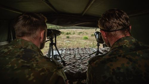 Poliția germană a împușcat din greșeală un soldat în timpul unui exercițiu de antrenament / Militarii au tras cu muniție de antrenament în polițiști, crezând că face parte din exercițiu, iar aceștia au ripostat cu muniție reală