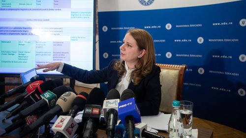 Ministrul Educaţiei: Propunerile diasporei pentru cercetare au devenit realitate în pachetul legislativ național - internaţionalizarea din învăţământul superior precum şi lansarea unui program naţional de sprijinire a ştiinţelor exacte