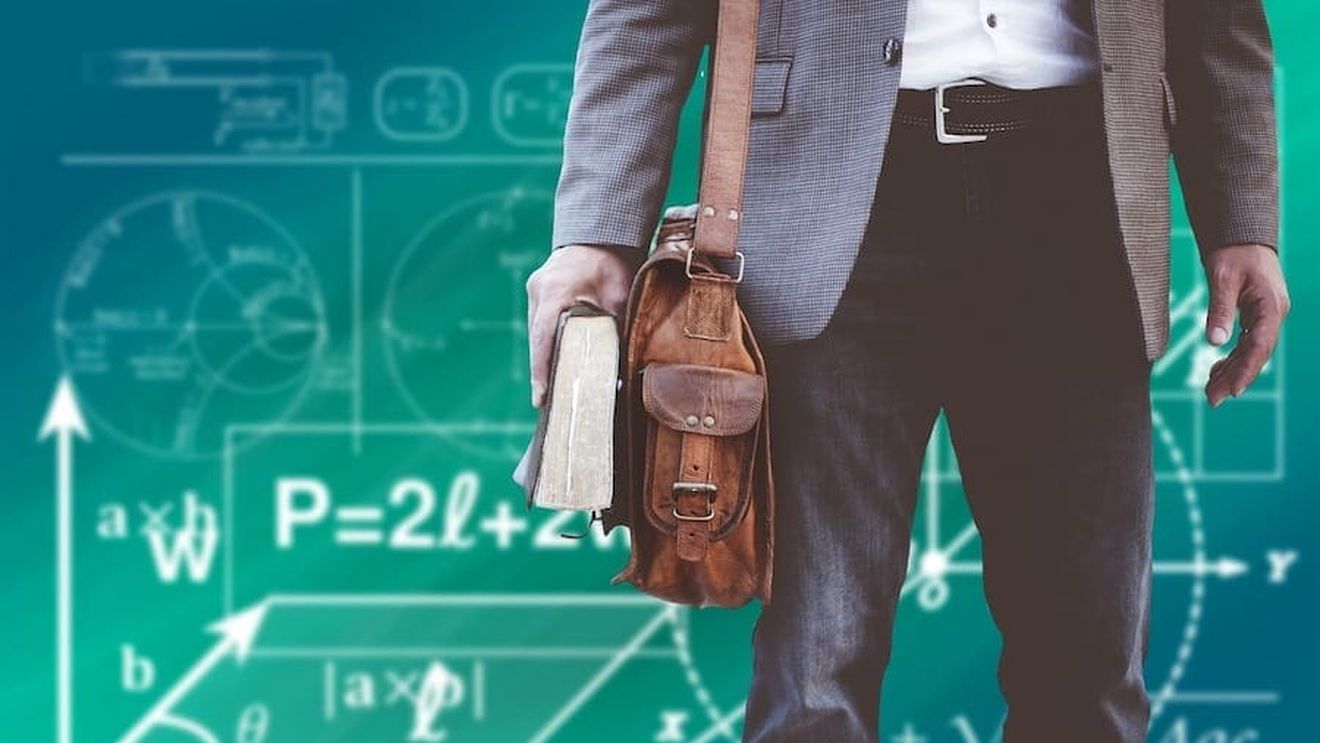 O criză serioasă de profesori buni de matematică și științe “e predictibilă peste maximum 10 ani” – raportul de țară TIMSS 2019. Ce spune studiul despre problemele și necesitățile profesorilor la materii unde acum, elevii, iau “notă de trecere”, dar rămân la coada UE