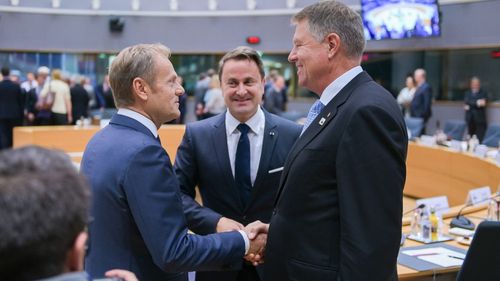 Iohannis, naveta Bruxelles - București din cauza impasului în care au intrat negocierile pentru funcții în UE