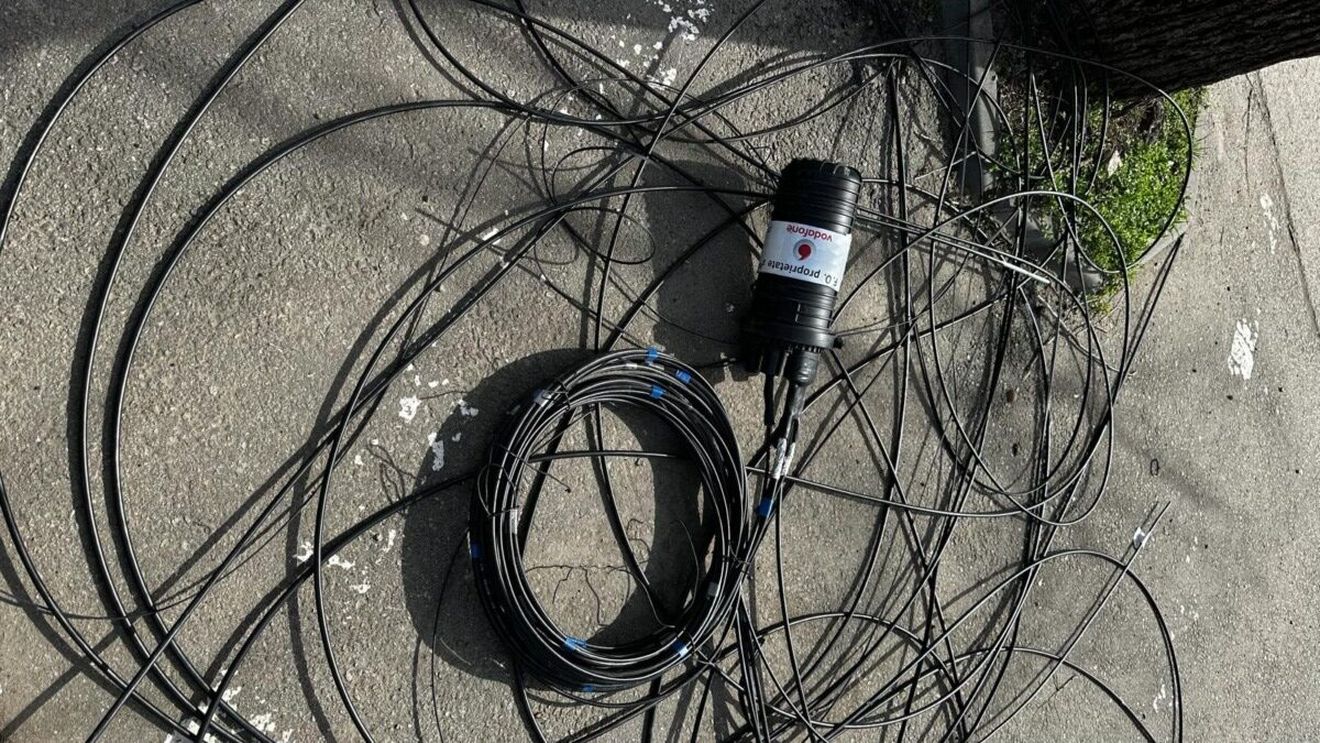 Lucrările de reabilitare făcute de Primăria Focșani pe mai multe străzi au tăiat comunicarea instituțiilor cu STS, acuză administratorul județului Vrancea