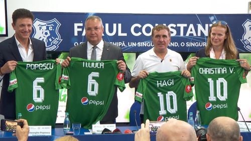 Premierul Nicolae Ciucă s-a afișat alături de Hagi și Gică Popescu într-o vizită la Ovidiu, fără să anunțe vreo decizie legată de sport