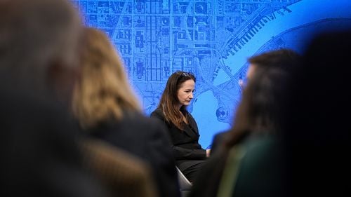 Șefa serviciilor secrete americane: „Este puțin probabil ca războiul din Ucraina să se încheie în curând"