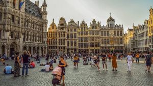 Belgia: Un tribunal din Bruxelles ordonă guvernului să ridice în 30 de zile toate restricţiile antiepidemice