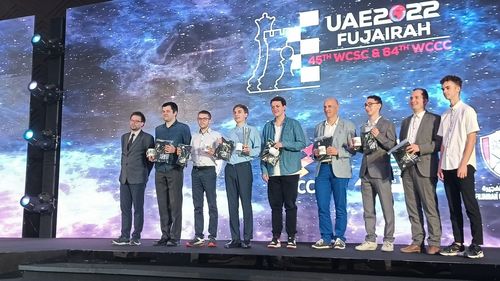 Șahistul Mihnea Costachi, medalie de bronz la categoria Tineret U23 individual şi locul 5 pe echipe la Campionatele Mondiale de rezolvări de probleme de şah de la Fujairah