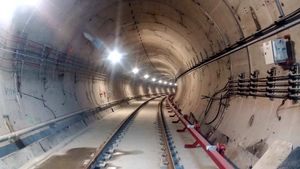 UPDATE Circulația metroului la stația Eroii Revoluției din București se reia, alarma a fost falsă