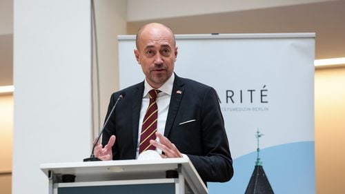 Ministrul danez al Sănătății, testat pozitiv la COVID-19 în timpul unei deplasări la Bruxelles