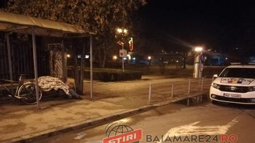 Polițiștii au păzit cadavrul unui bărbat toată noaptea de Crăciun după ce angajații de la Medicină Legală au anunțat că li s-a terminat programul de muncă la ora 16:00