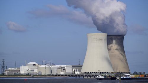 Trei drone detectate deasupra Centralei Nucleare Doel, în Belgia