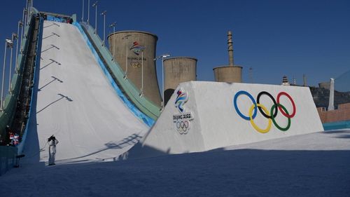 Sport olimpic printre furnale. Proba de sărituri cu schiurile de la Beijing, într-un fost combinat siderurgic
