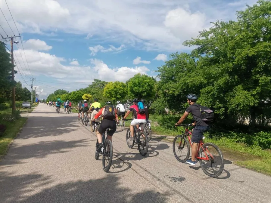 Timișorenii pedalează în Ungaria FOTO Asociația Bastionul