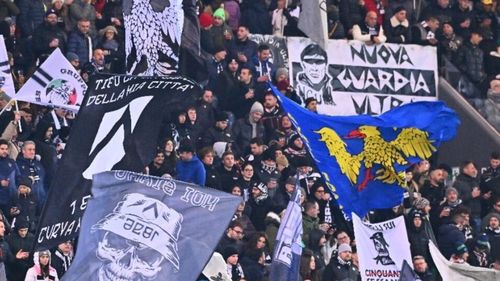 Ultraşii echipei Udinese le-au întins o ambuscadă rivalilor din Venezia în timp ce plecau cu trenul / Şase persoane au fost rănite