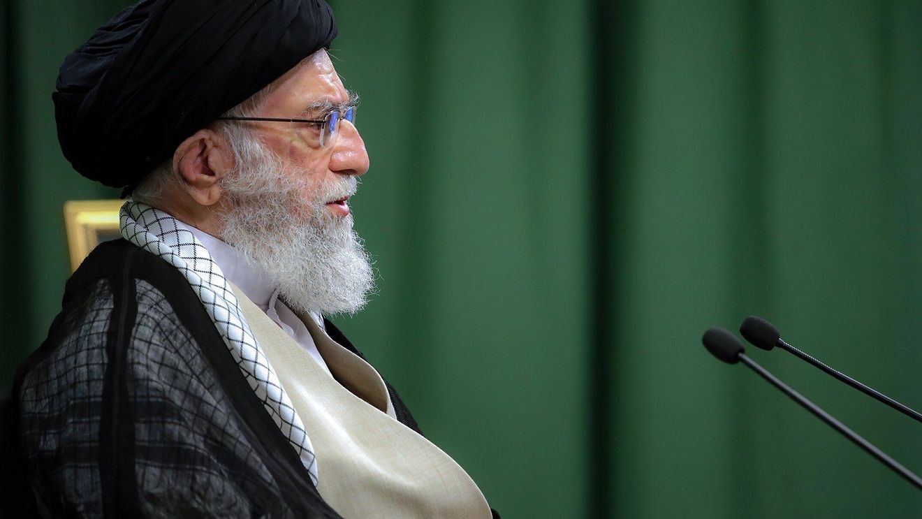 Ayatollahul Ali Khamenei: Statele Unite vor ca Iranul să le fie supus. Naţiunea iraniană este profund jignită de o astfel de insultă
