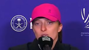 VIDEO Scenă neașteptată la US Open: Swiatek i-a spus unui reporter că are nevoie de „o pauză mentală”