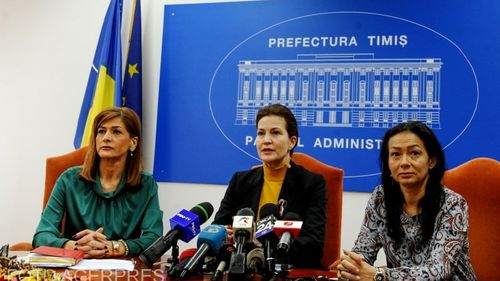 VIDEO Cine este șefa Sănătății din Timiș, incapabilă să articuleze câteva cuvinte despre coronavirus: soție de fotbalist, pusă în funcție de PSD fără concurs