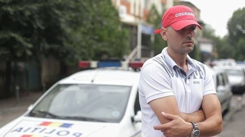 Posesorul autoturismului cu numărul ”M..E PSD” își explică gestul: Nu este doar o “înjurătură”. Obscenitățile din politică sunt tolerate, politicienii care vorbesc trivial nu sunt sancționați