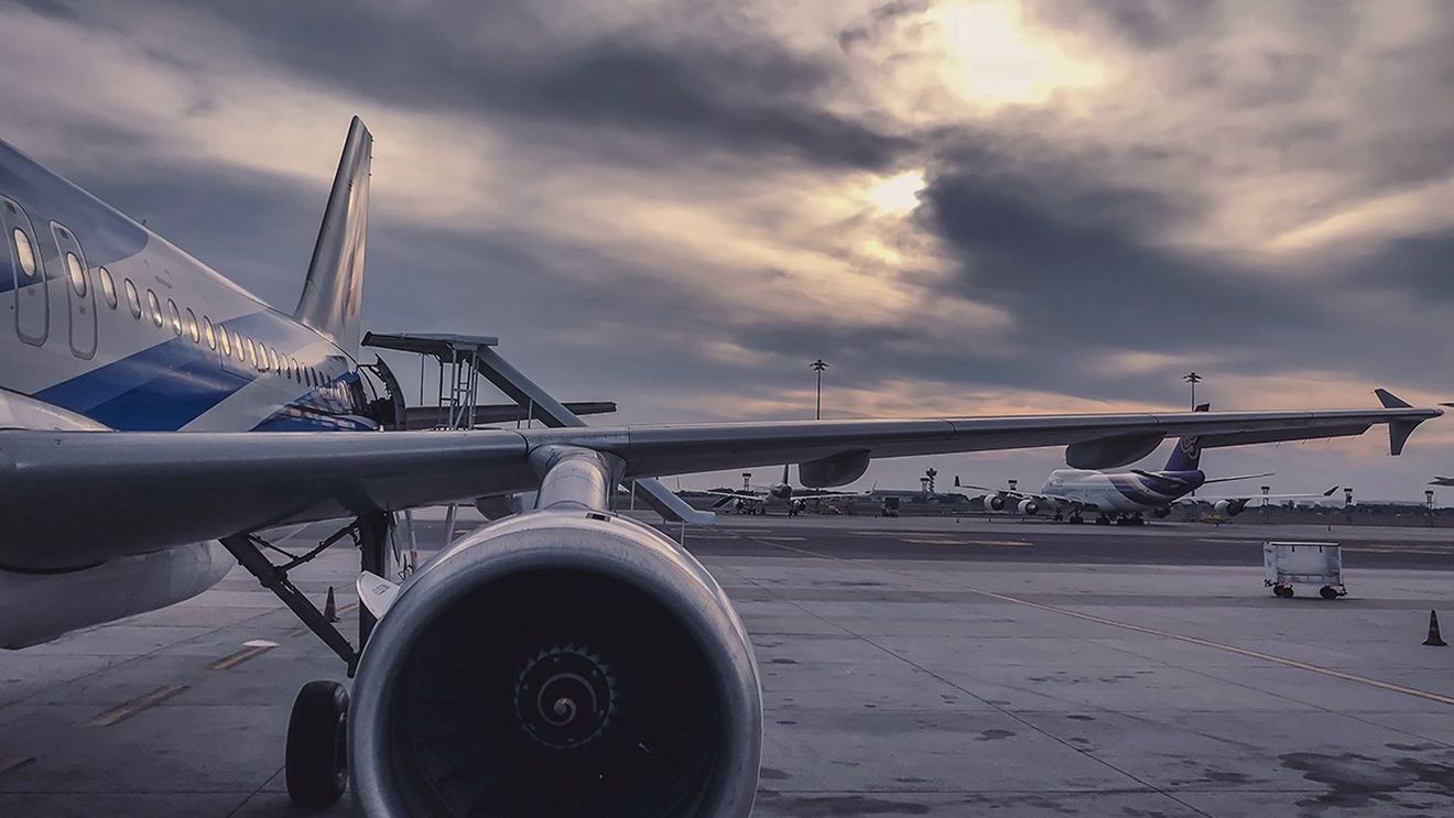 SpaceX a lansat serviciul Starlink Aviation, care oferă servicii de internet broadband în timpul zborurilor avioanelor private