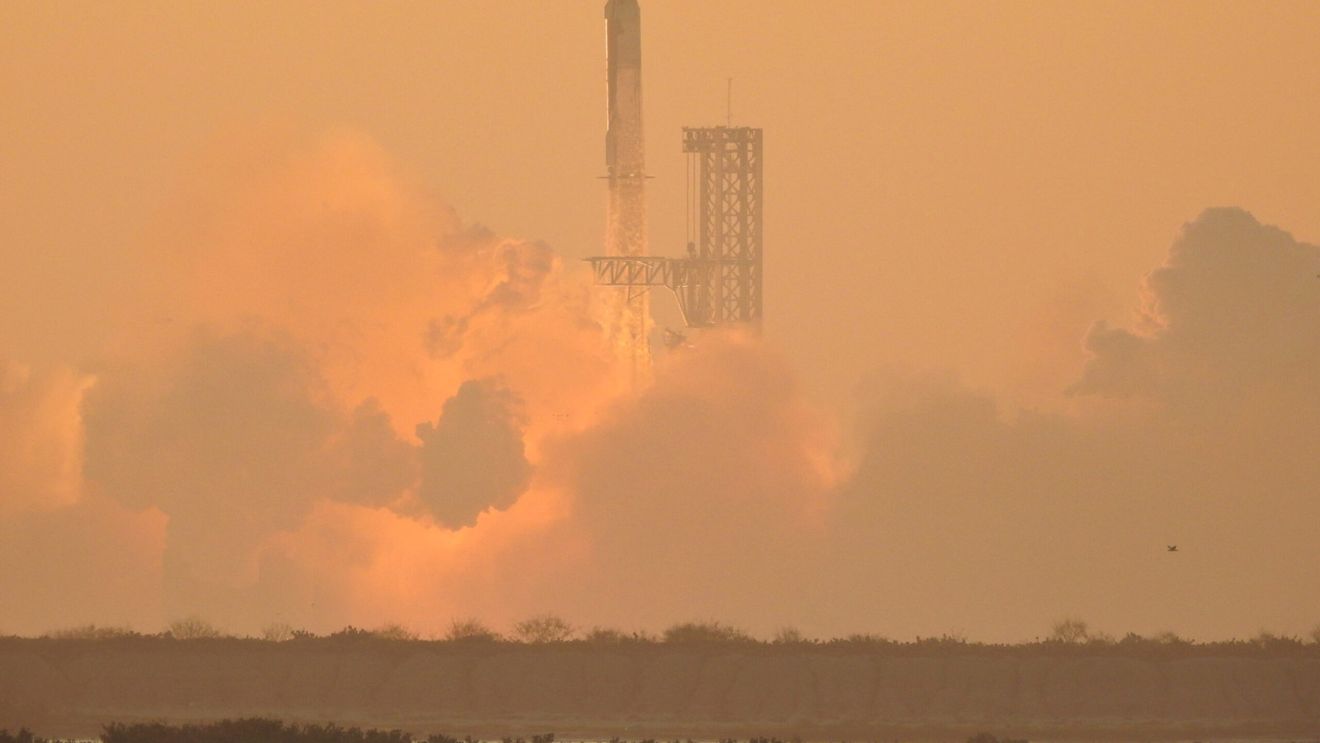 Musk anulează în ultimul moment lansarea rachetei Starship V3