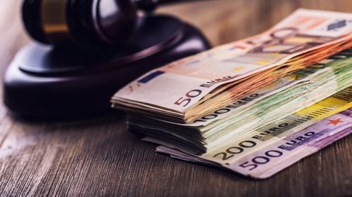 BREAKING Premierul Bolojan: Am decis ca pensia magistraților să fie 70% din salariu și perioada de tranziție să crească de la 10 ani la 15 ani