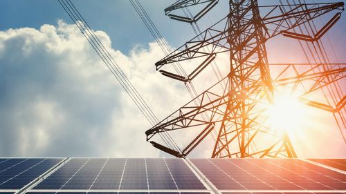 Ministrul Energiei: România plăteşte unul dintre cele mai mari preţuri la energie din lume / Ţinta mea este una foarte clară: capacităţi de stocare, baterii, investiţii în producţie de energie electrică în bandă, gaz, hidro şi nuclear