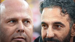 Meciul Liverpool – Manchester United se va juca la ora prestabilită, în ciuda condițiilor meteorologice nefavorabile / Derby-ul a fost în pericol de amânare