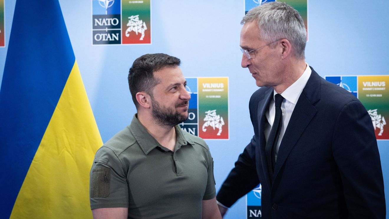BREAKING Zelenski într-o vizită surpriză la sediul NATO pentru prima dată de la începutul războiului / Ce semnificație are gestul președintelui Ucrainei