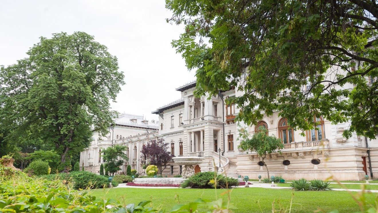 Palatul Cotroceni va fi iluminat în roşu pentru a marca Ziua Mondială a Conştientizării Bolii Duchenne, o afacțiune ereditară rară