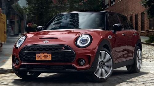 Primele efecte în industria auto după Brexit/ BMW amână dezvolarea unei noi generații MINI