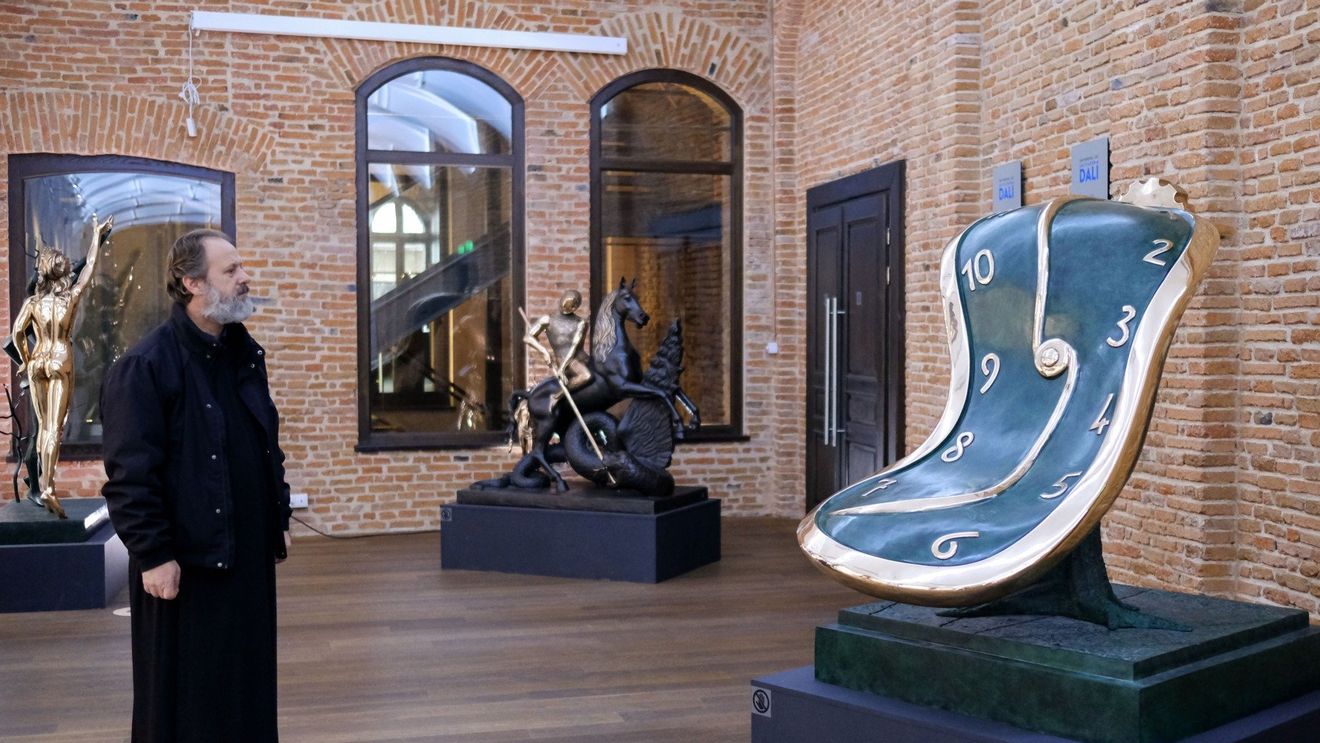 Un tablou de Salvador Dalí care a costat doar 150 de lire sterline va fi vândut la o licitație pentru un preț de 200 de ori mai mare