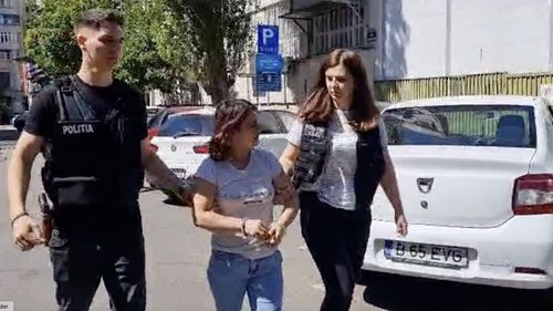 Doi soți, reținuți pentru acuzații privind infracțiuni de viol și corupere sexuală a minorilor / Victimele, două minore de 12 și 13 ani, erau nepoatele celor doi