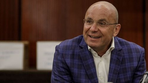 Pro-rusul Cozmin Gușă, după ce Lulea și Enache au transmis că nu va fi candidatul AUR la București: ”George Simion a petrecut după-amiaza cu mine (...) I-am ajutat și personal. E și un pic de nesimțire, dar le trece/ Mihai Enache nu e potrivit, le-am spus de mult”