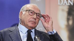 EXCLUSIV Dan Voiculescu redeschide la Tribunal speța colaborării sale cu Securitatea: cere judecătorilor să constate ”caracterul neadevărat” al unei părți din decizia CNSAS din 2006. Avocat: ”Demersul ține exclusiv de elementul reputațional”